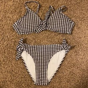 Plaid target swimmie